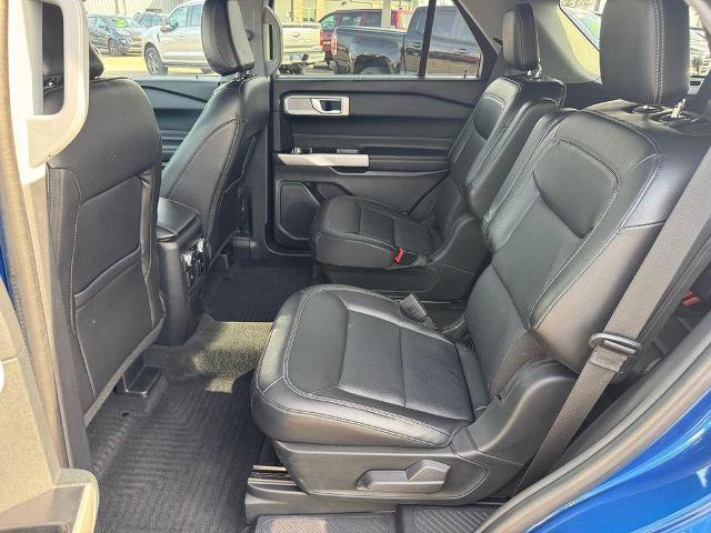 Certified 2022 Ford Explorer Limited w/ Hybrid Equipment Group 310A AWD/4WD image 10