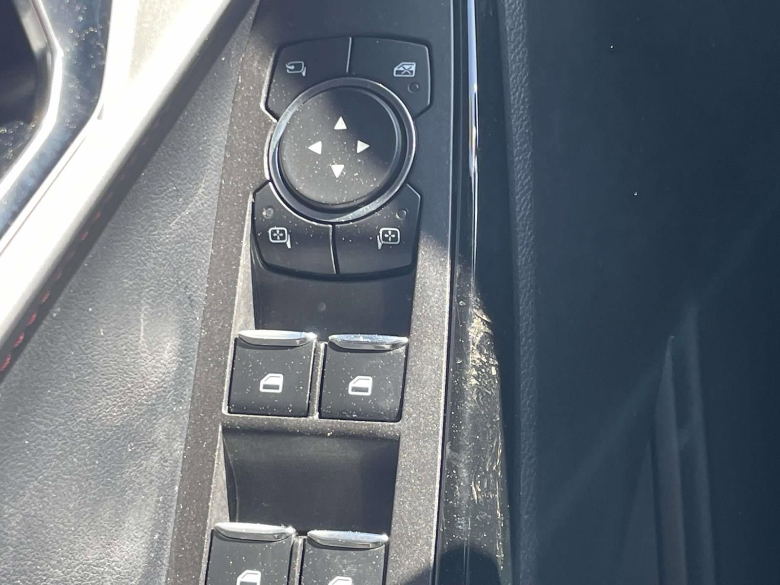 Certified 2023 Ford Explorer ST-Line w/ Class IV Trailer Tow Package image 29