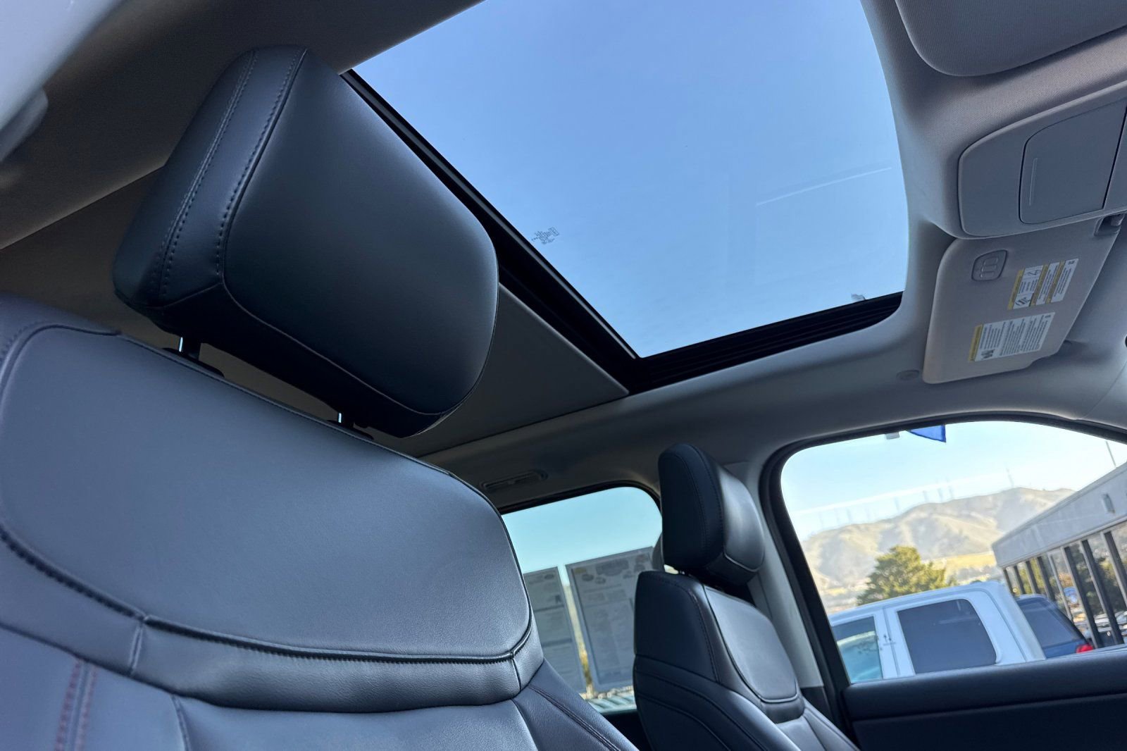 Certified 2025 Ford Expedition Active image 19