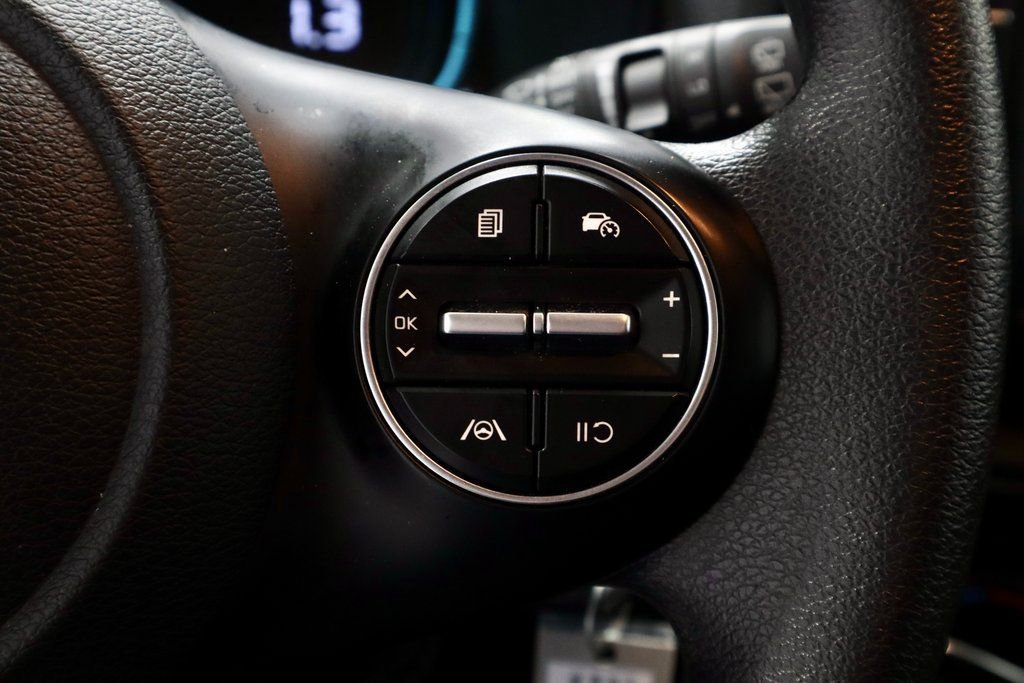 Used 2024 Kia Soul LX w/ Option Group 015 image 29