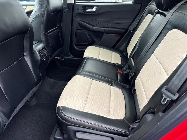Certified 2021 Ford Escape Titanium w/ Titanium Elite Package AWD/4WD image 16