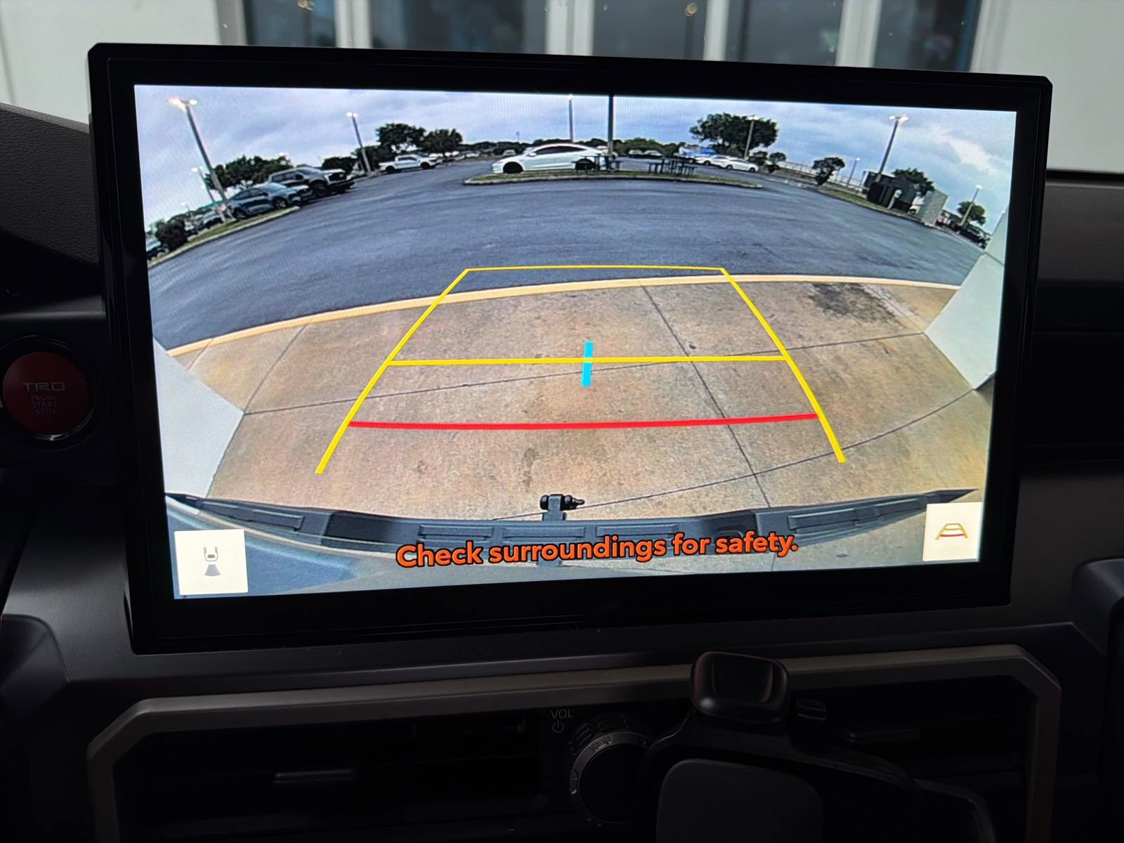 Used 2025 Toyota Tacoma TRD Off-Road image 23