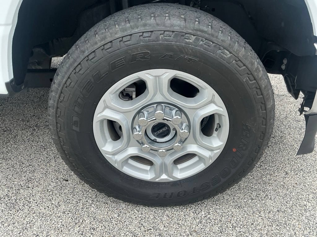 Certified 2025 Ford F250 XLT w/ FX4 Off-Road Package AWD/4WD image 23