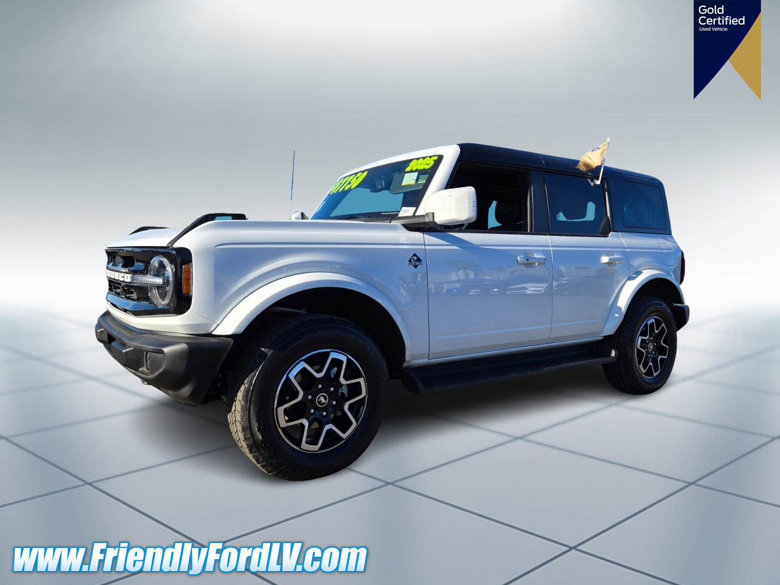 Certified 2025 Ford Bronco Outer Banks image 1