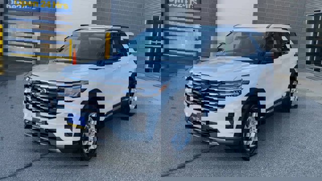 Certified 2025 Ford Explorer Active image 5