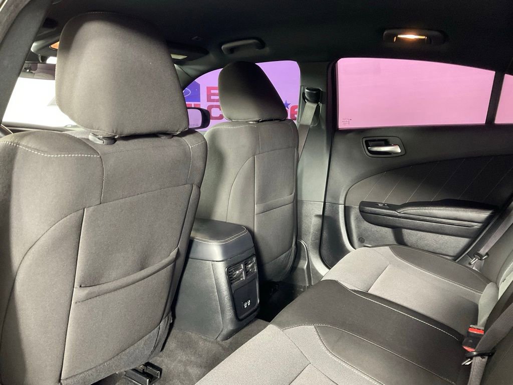 Used 2021 Dodge Charger SXT w/ Blacktop Package RWD image 15