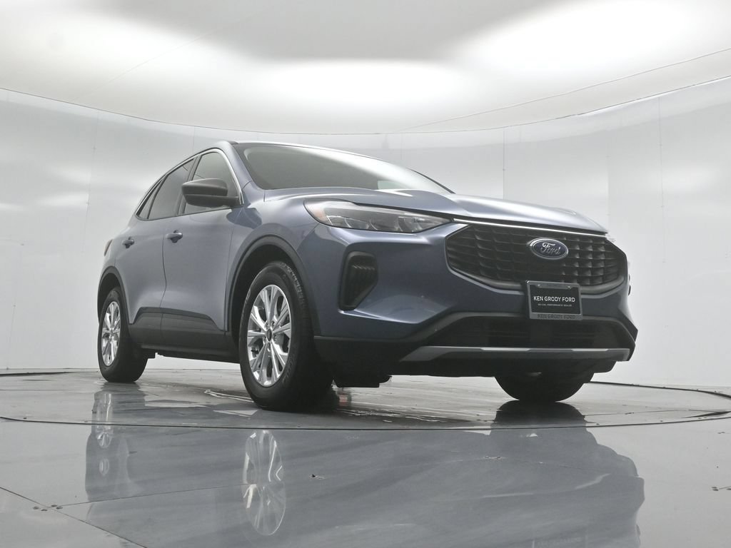 Certified 2023 Ford Escape Active FWD image 44