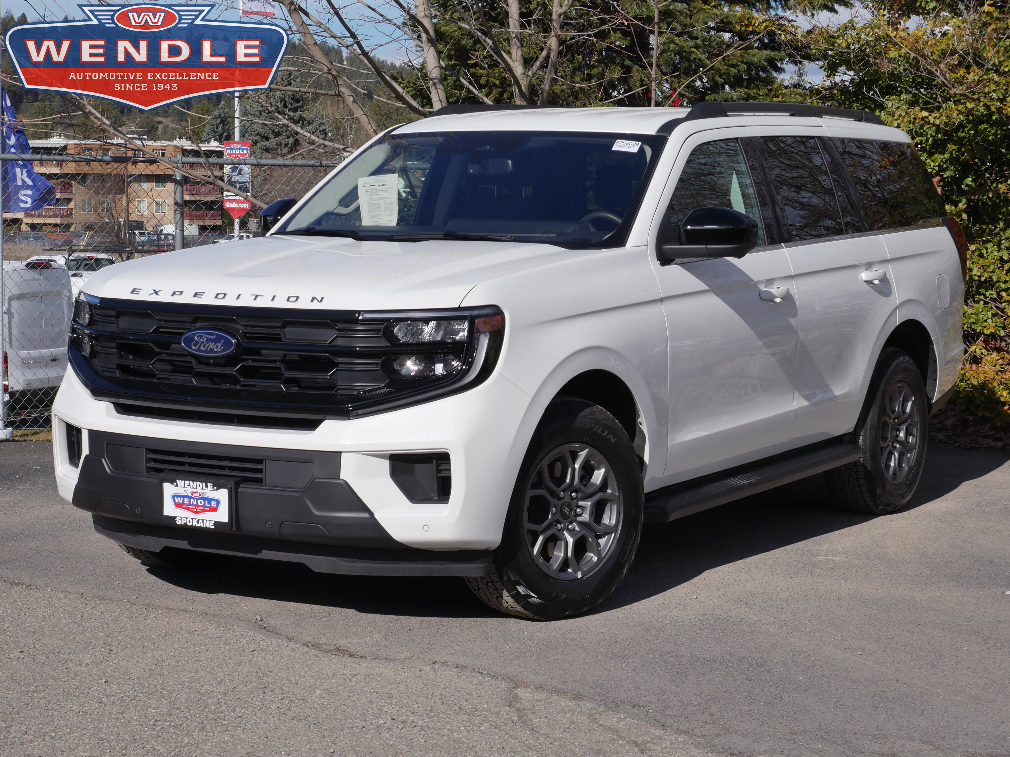 Certified 2025 Ford Expedition Active image 6