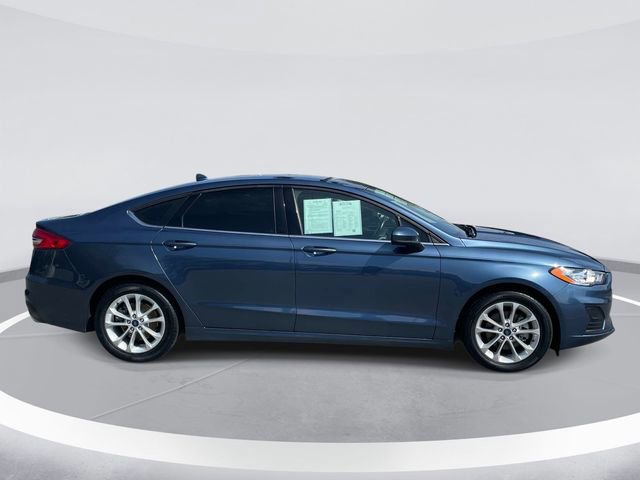 Certified 2019 Ford Fusion SE image 2