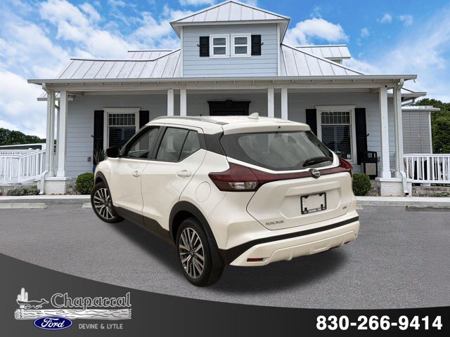 Used 2023 Nissan Kicks SV FWD image 4