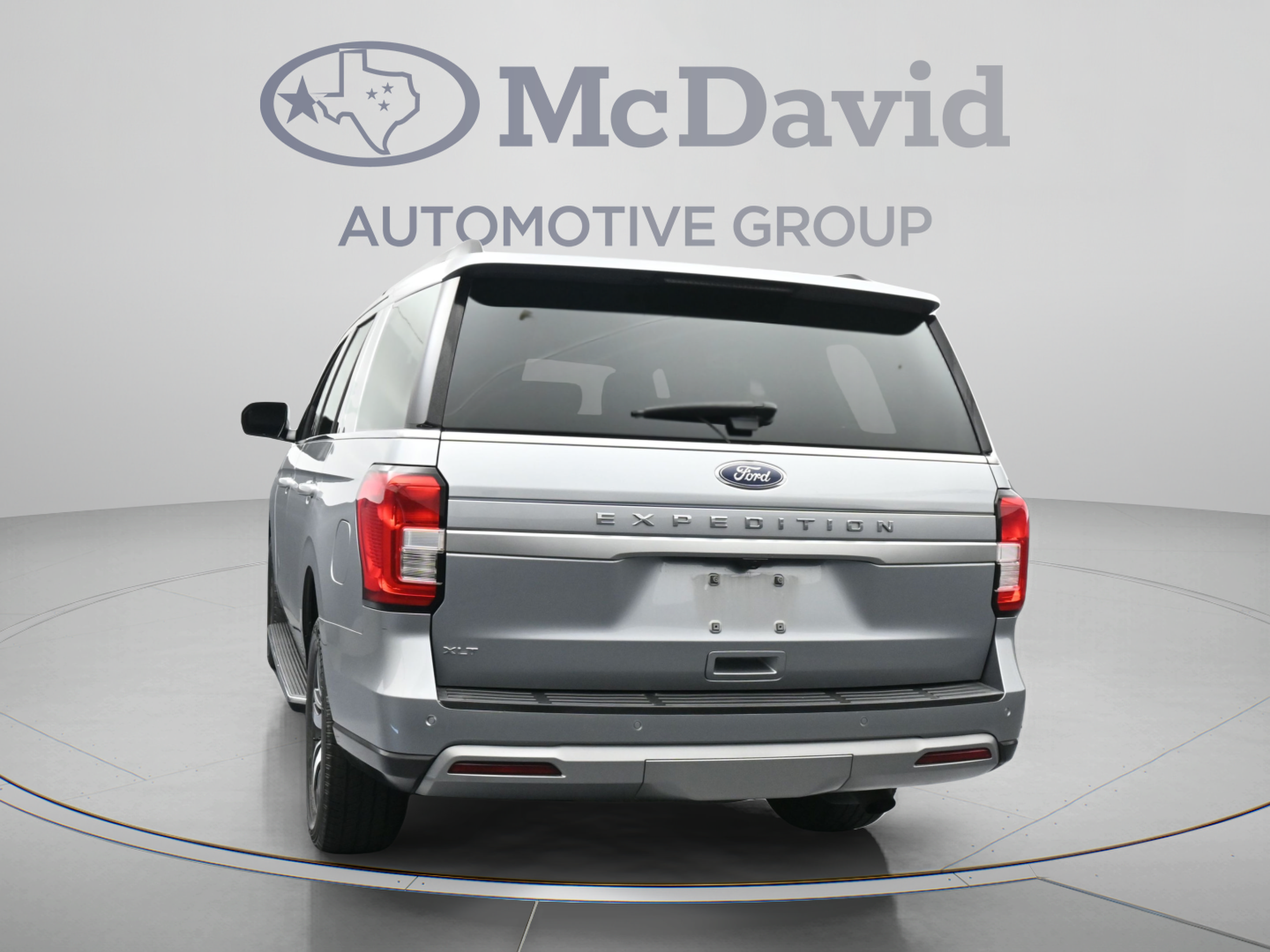 Certified 2023 Ford Expedition XLT RWD image 7