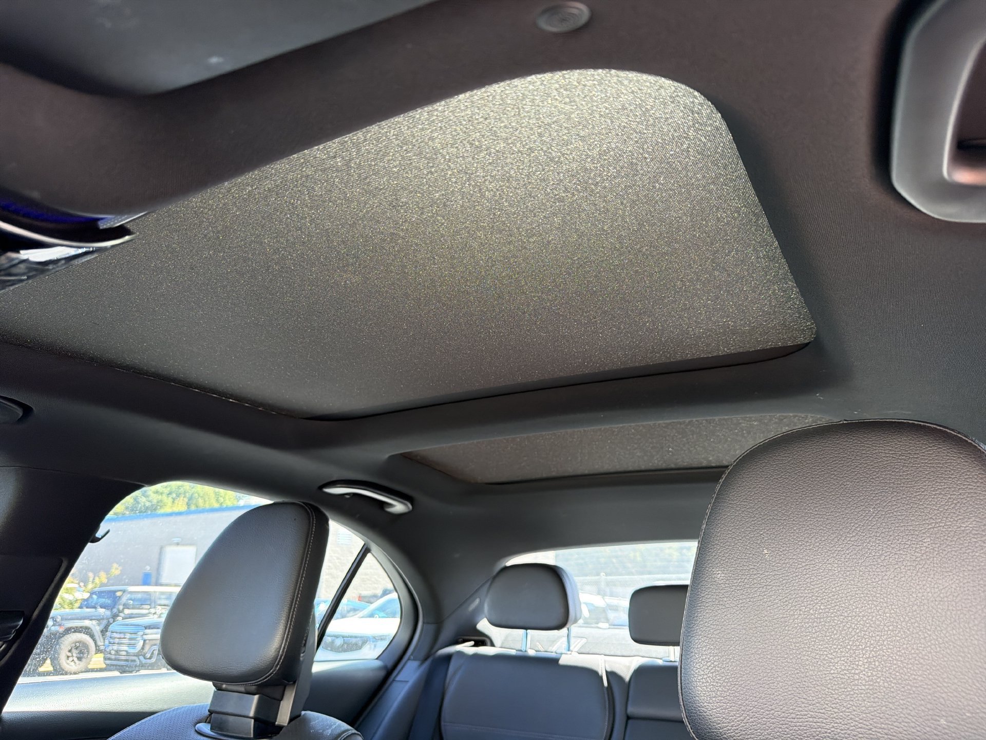 Used 2025 Mercedes-Benz C 300 Sedan image 13