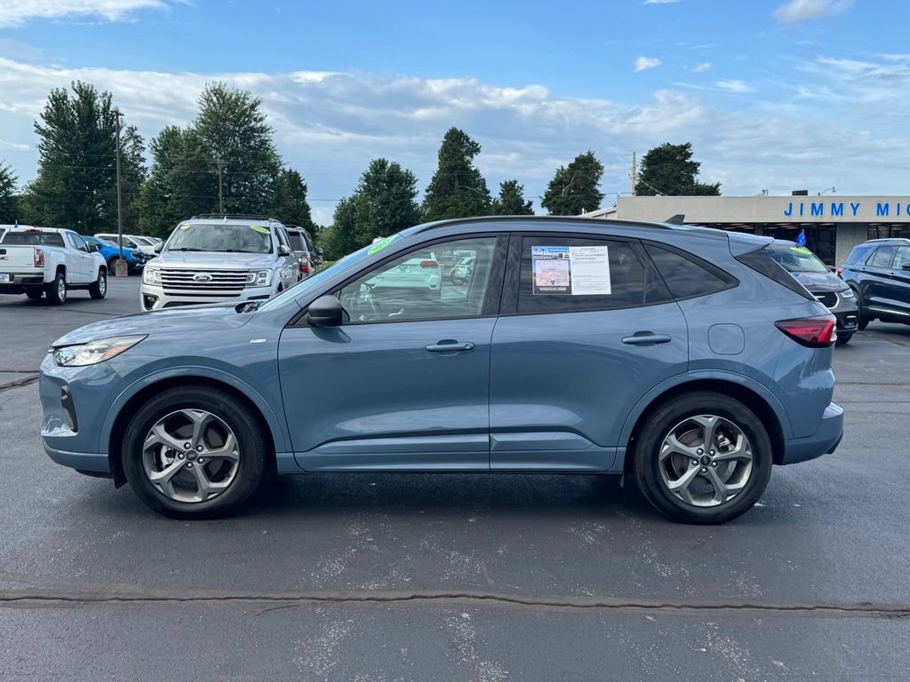 Certified 2024 Ford Escape ST-Line w/ Tech Pack #1 FWD image 28