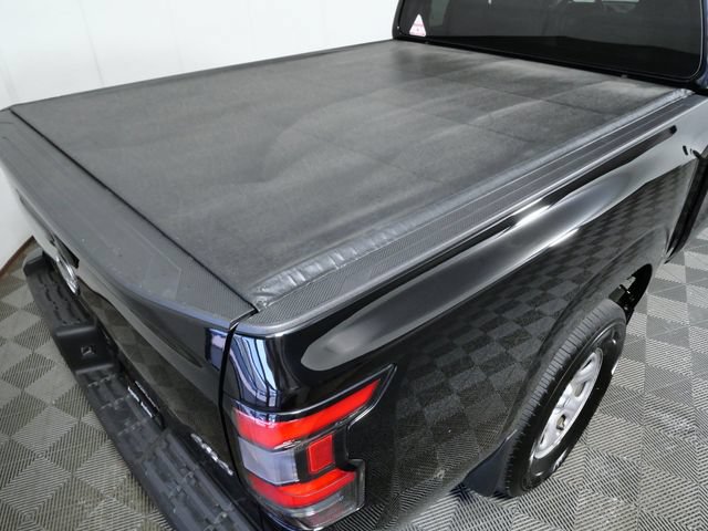 Used 2022 Nissan Frontier S w/ Technology Package AWD/4WD image 9