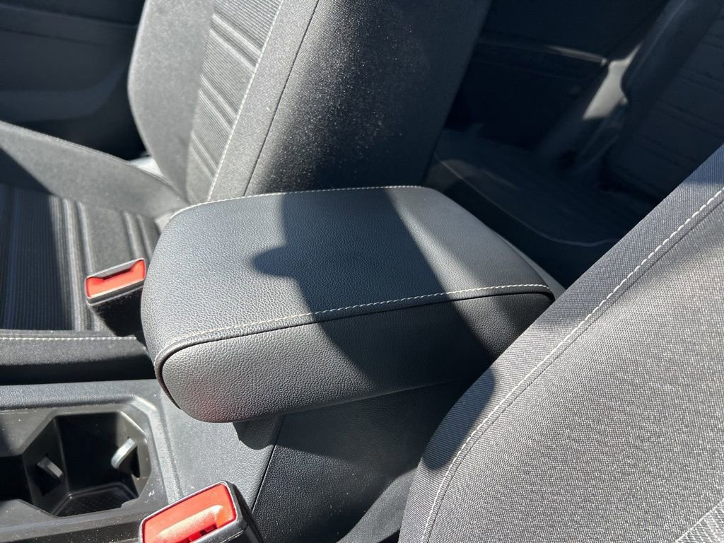 Used 2022 Volkswagen Tiguan S image 29