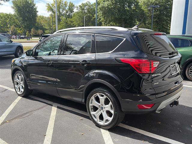 Certified 2019 Ford Escape Titanium AWD/4WD image 3