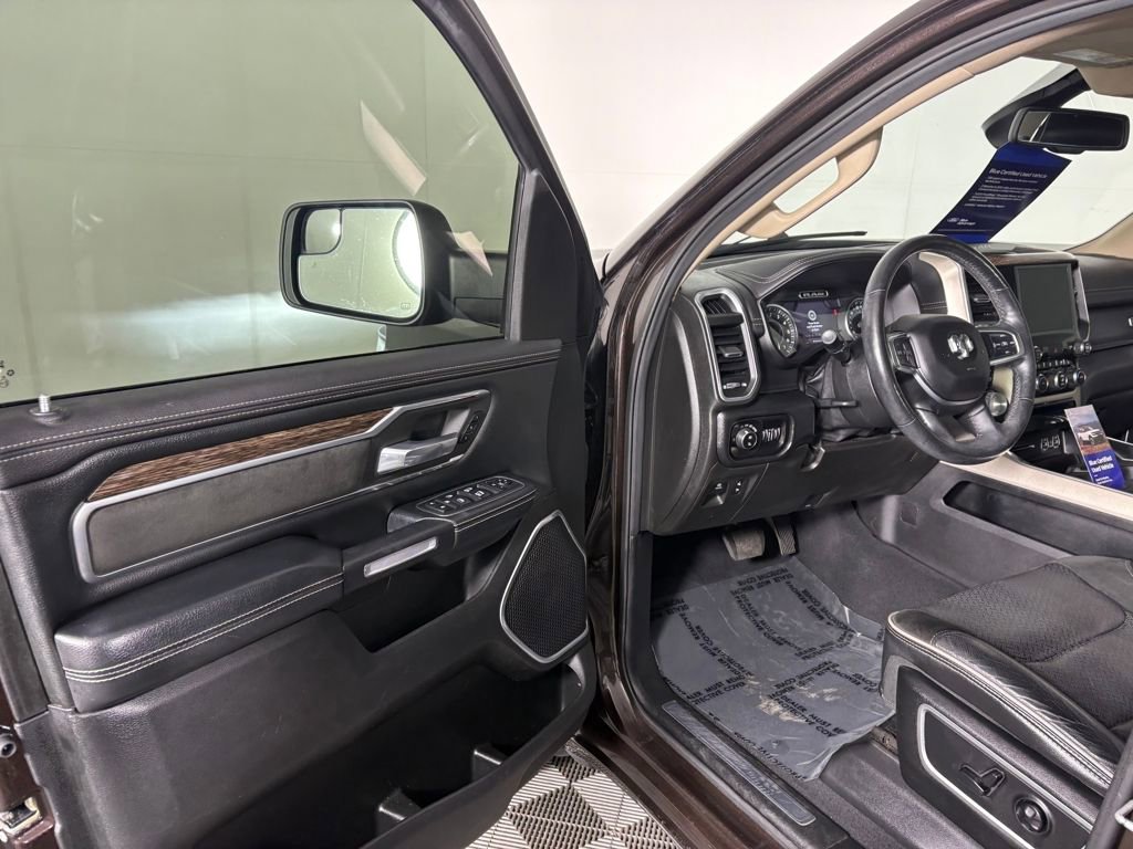 Used 2019 RAM 1500 Laramie image 11