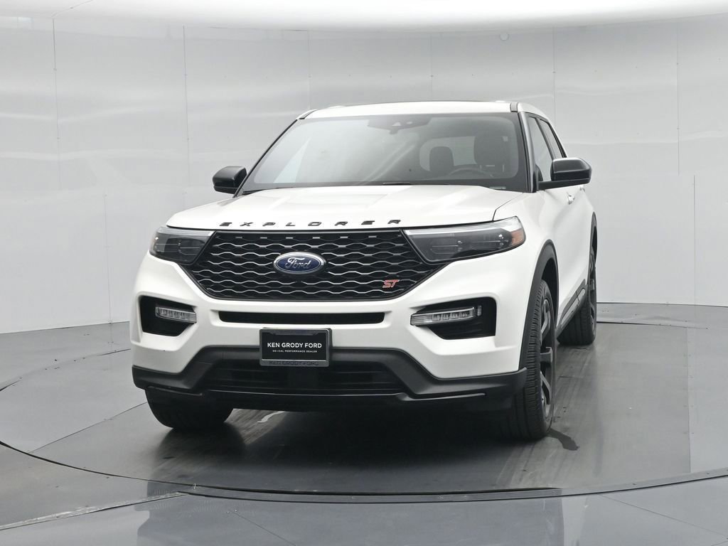 Certified 2022 Ford Explorer ST w/ ST Street Pack image 27