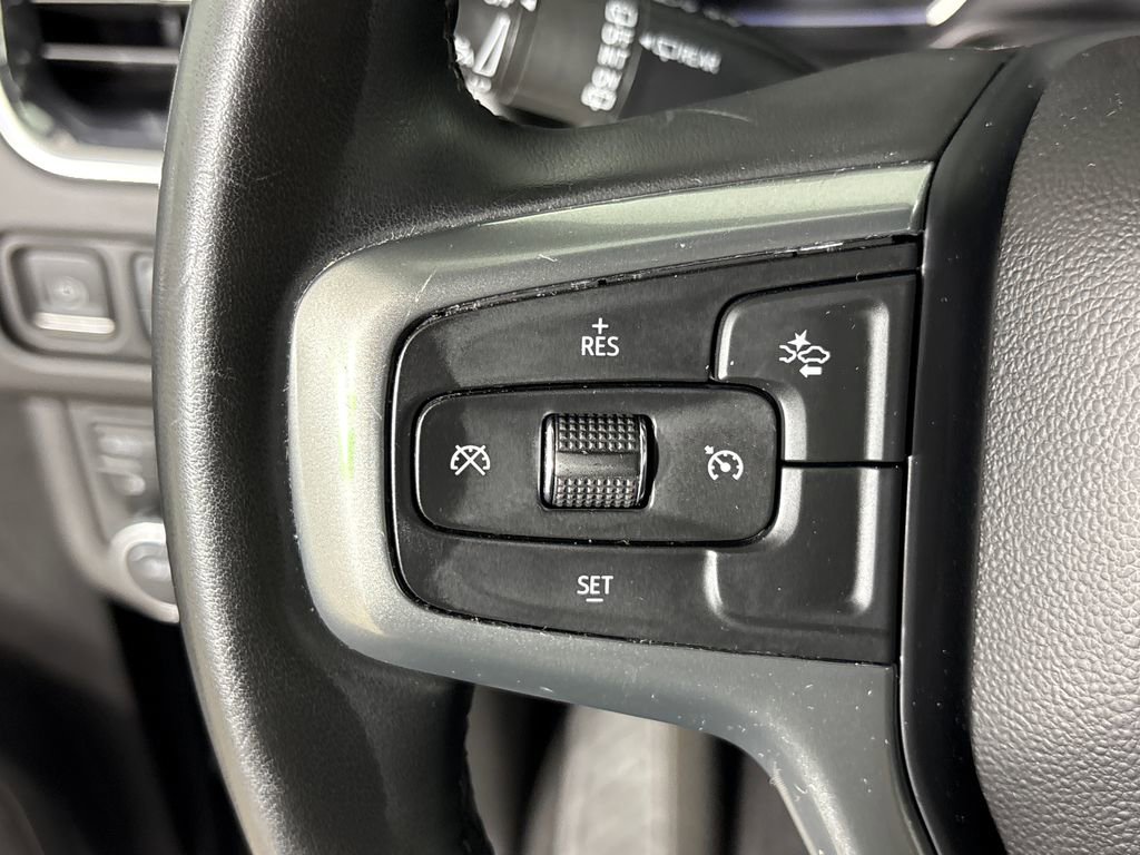 Used 2023 Chevrolet Suburban LS AWD/4WD image 19