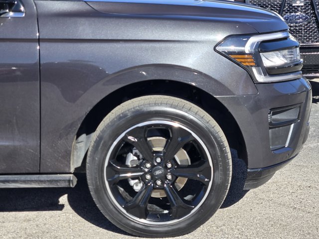 Certified 2023 Ford Expedition Limited image 8