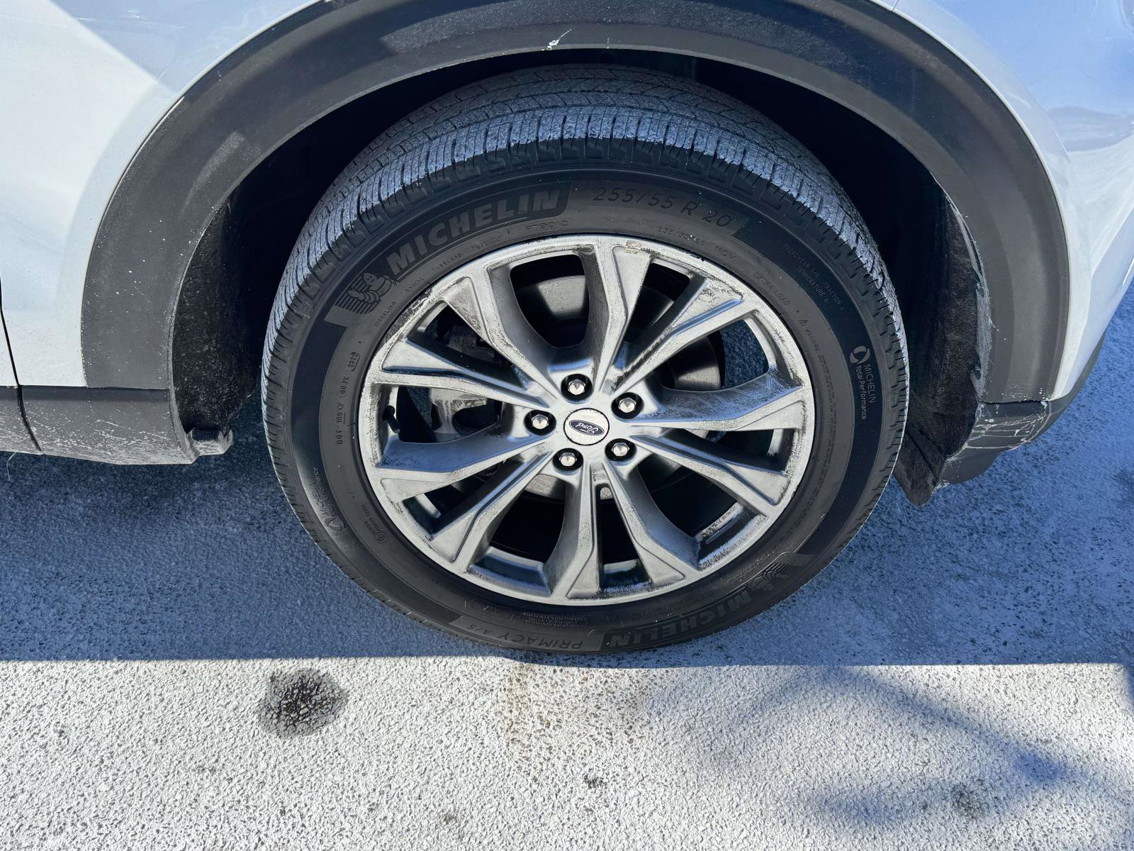 Certified 2022 Ford Explorer XLT w/ Equipment Group 202A image 7