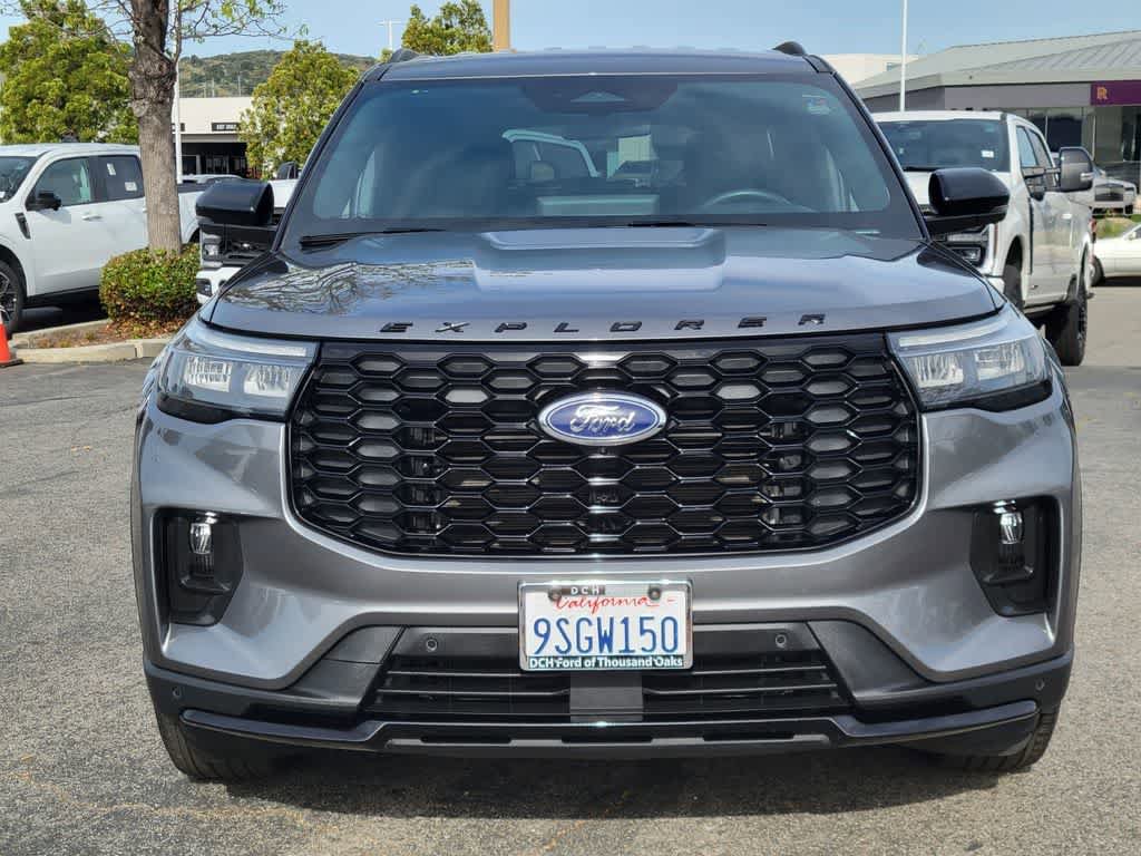 Certified 2025 Ford Explorer ST-Line AWD/4WD image 10