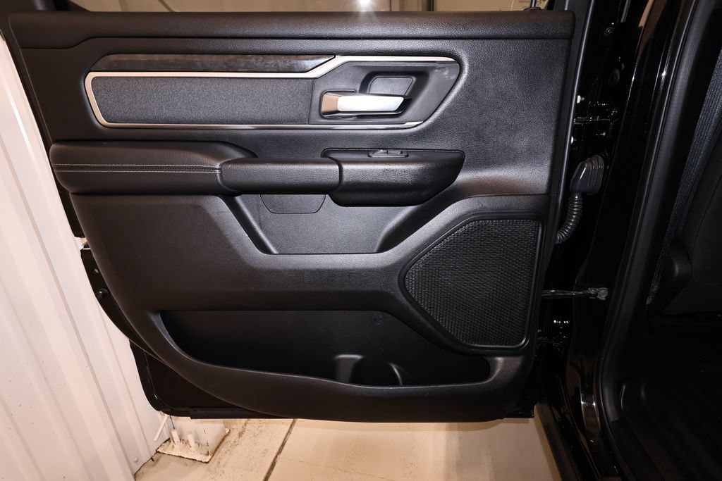 Used 2019 RAM 1500 Big Horn AWD/4WD image 15