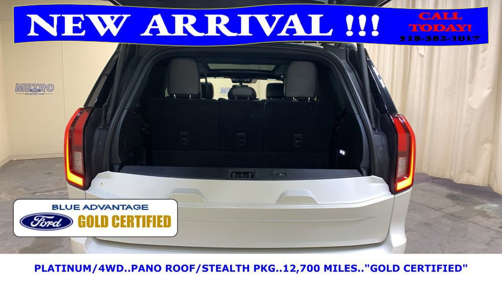 Certified 2025 Ford Expedition Platinum w/ Stealth Appearance Package image 23