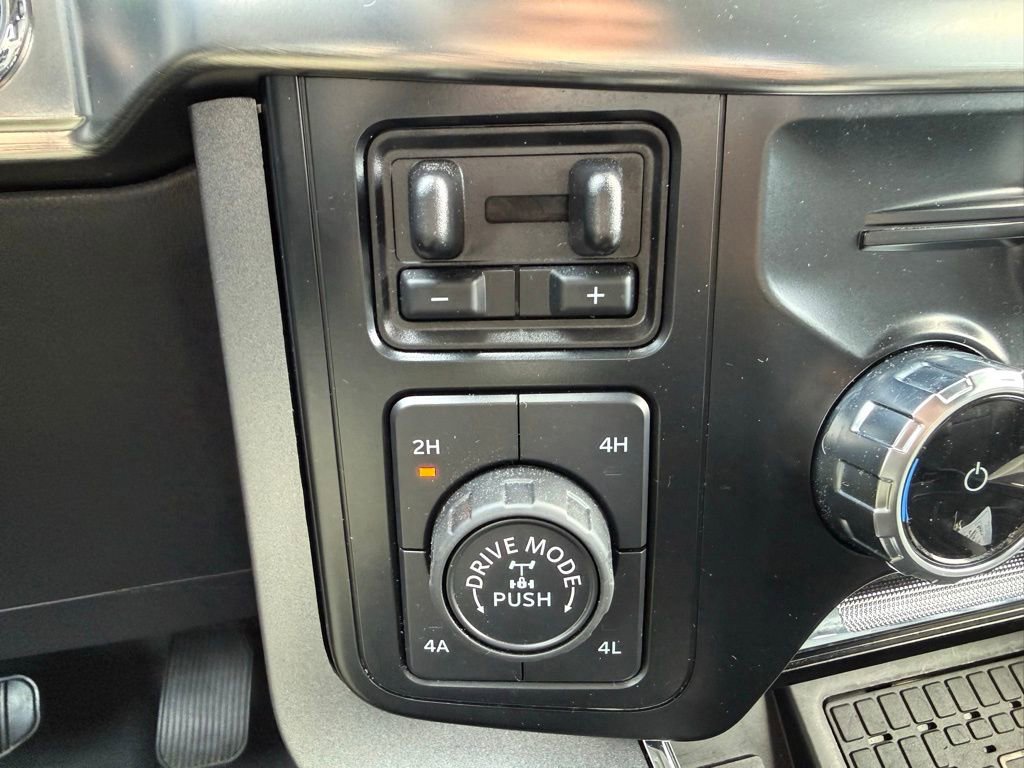 Certified 2023 Ford F150 Lariat w/ Equipment Group 502A High image 27