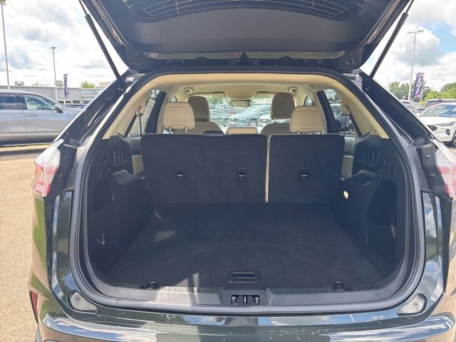 Certified 2024 Ford Edge SE image 20