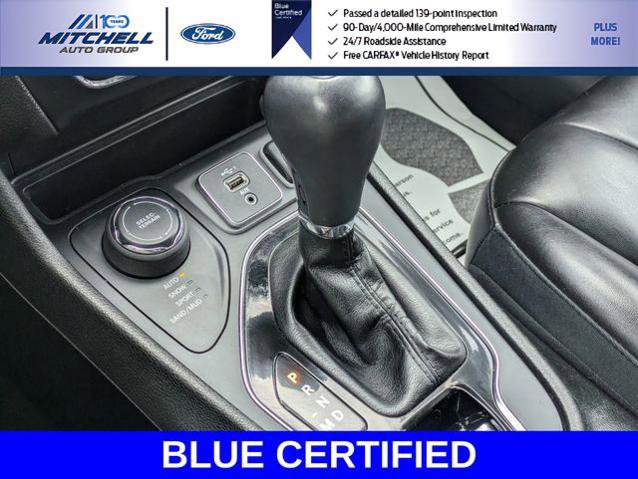 Used 2019 Jeep Cherokee Latitude Plus AWD/4WD image 22