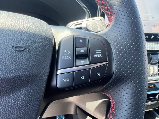 Certified 2023 Ford Escape ST-Line w/ Tech Pack #1 AWD/4WD image 10