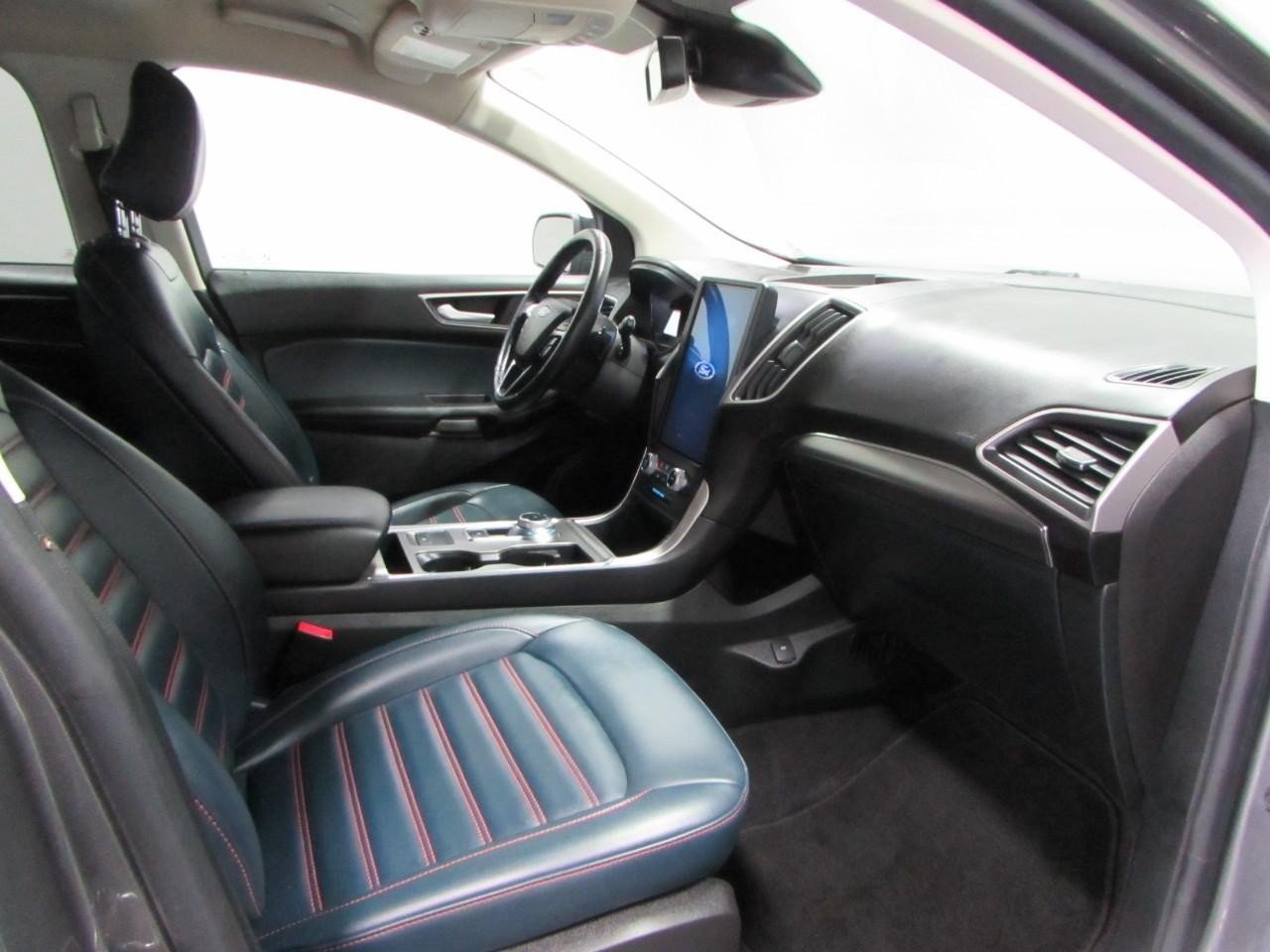 Certified 2023 Ford Edge SEL w/ Sport Appearance Package AWD/4WD image 17