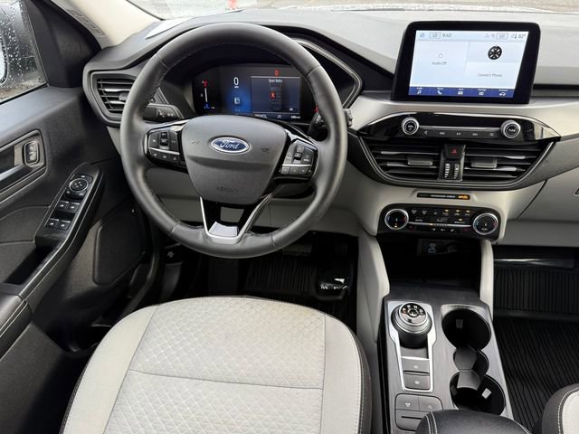 Certified 2023 Ford Escape Active AWD/4WD image 9