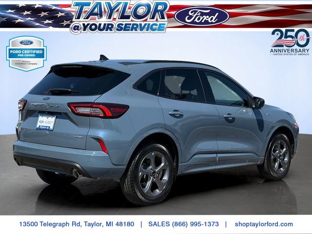 Certified 2024 Ford Escape ST-Line w/ Tech Pack #1 AWD/4WD image 3