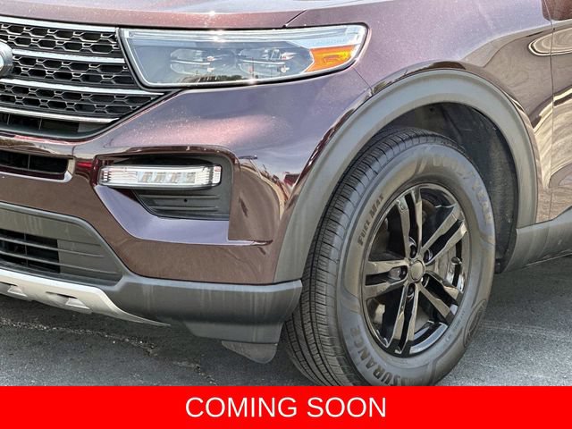 Certified 2022 Ford Explorer XLT w/ Equipment Group 202A AWD/4WD image 5