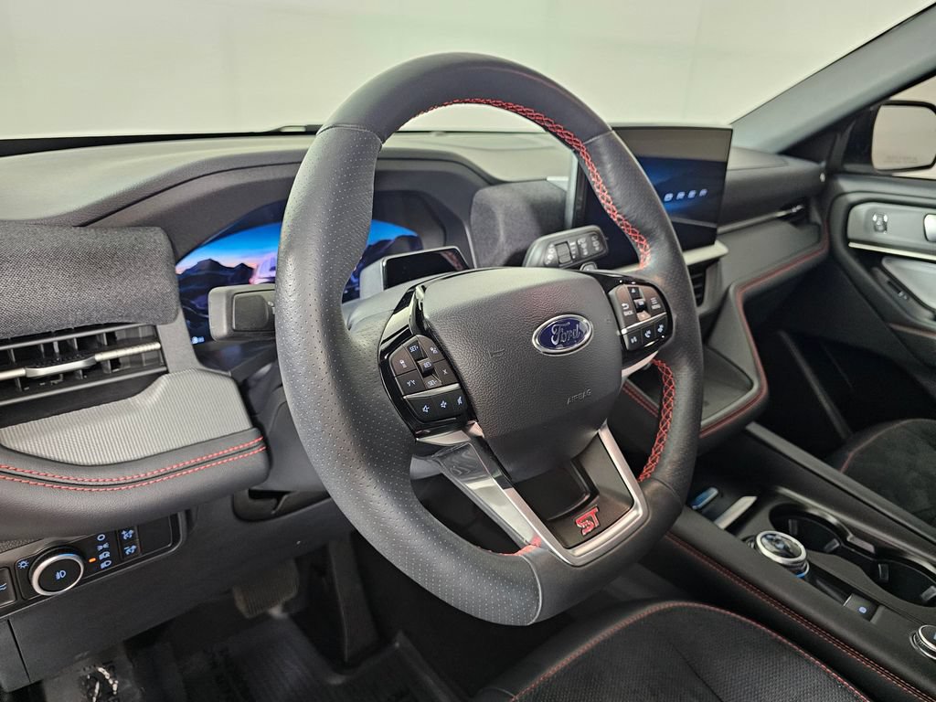 Certified 2025 Ford Explorer ST AWD/4WD image 26