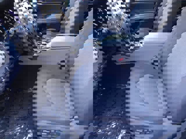 Used 2020 Toyota Camry LE w/ Convenience Package image 6