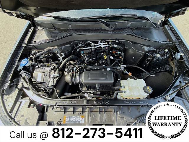 Certified 2023 Ford Explorer XLT w/ Equipment Group 202A AWD/4WD image 7