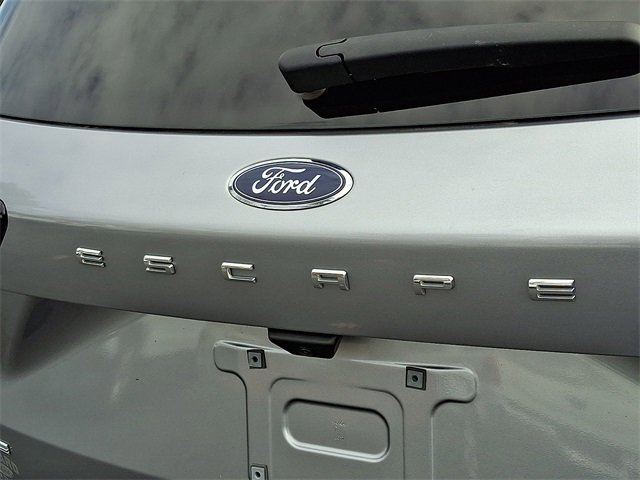 Certified 2022 Ford Escape SE w/ SE Sport Appearance Package image 30