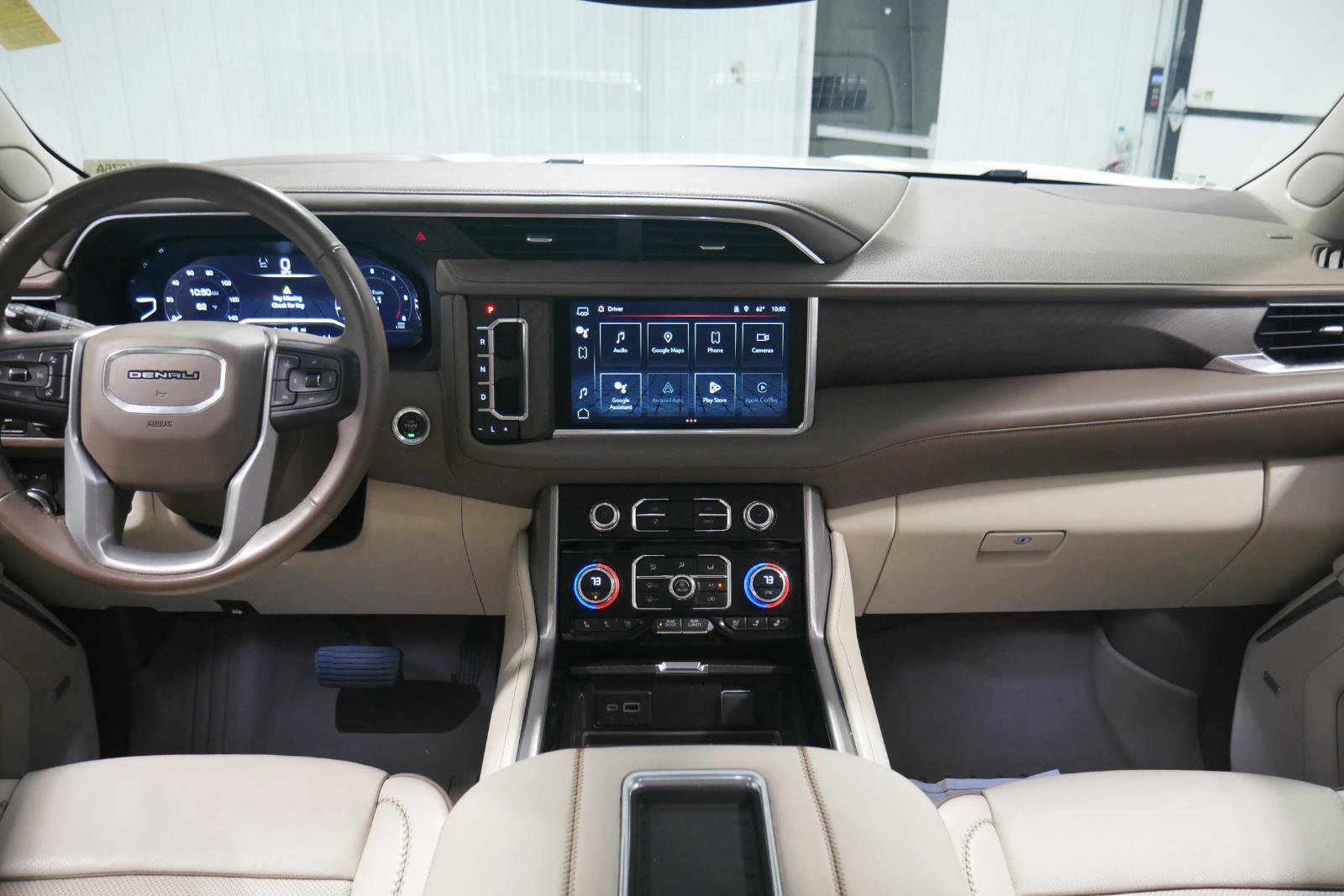 Used 2023 GMC Yukon XL Denali image 20