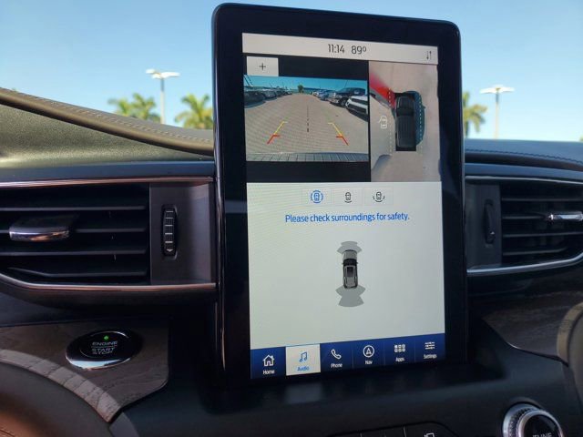 Certified 2020 Ford Explorer Platinum w/ Premium Technology Package image 34