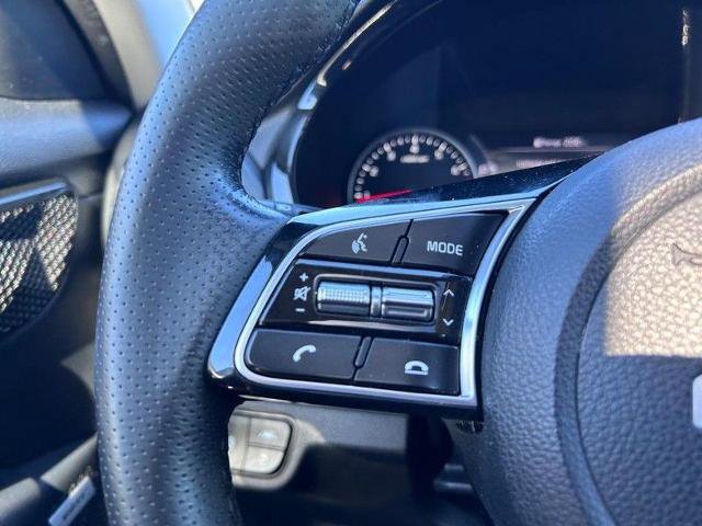 Used 2022 Kia Seltos SX w/ Sunroof Package image 13