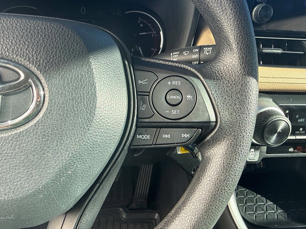 Used 2024 Toyota RAV4 LE FWD image 16