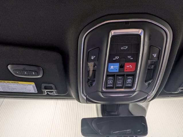 Used 2026 Jeep Grand Cherokee L Limited AWD/4WD image 8