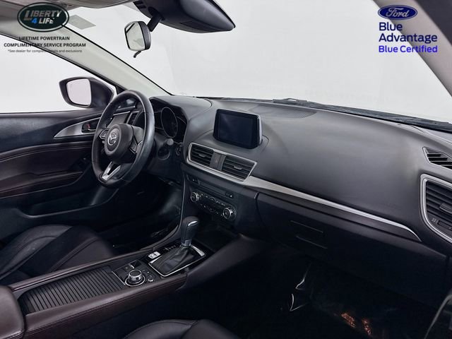 Used 2018 MAZDA MAZDA3 Touring image 29
