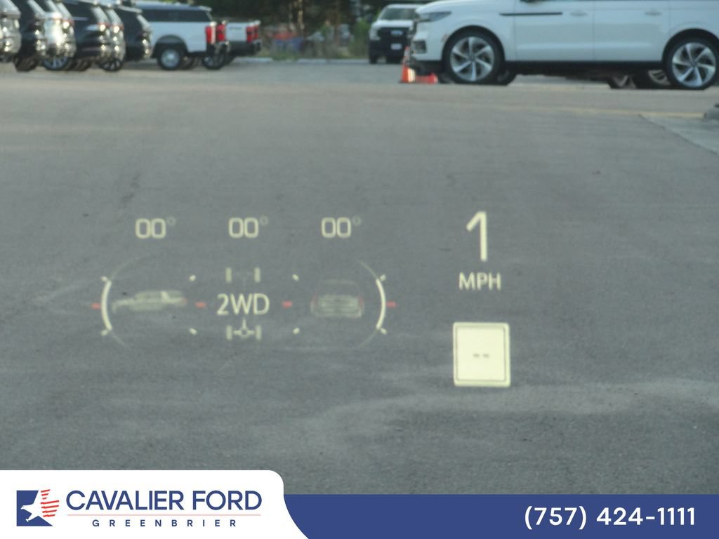 Used 2022 GMC Yukon XL Denali AWD/4WD image 26