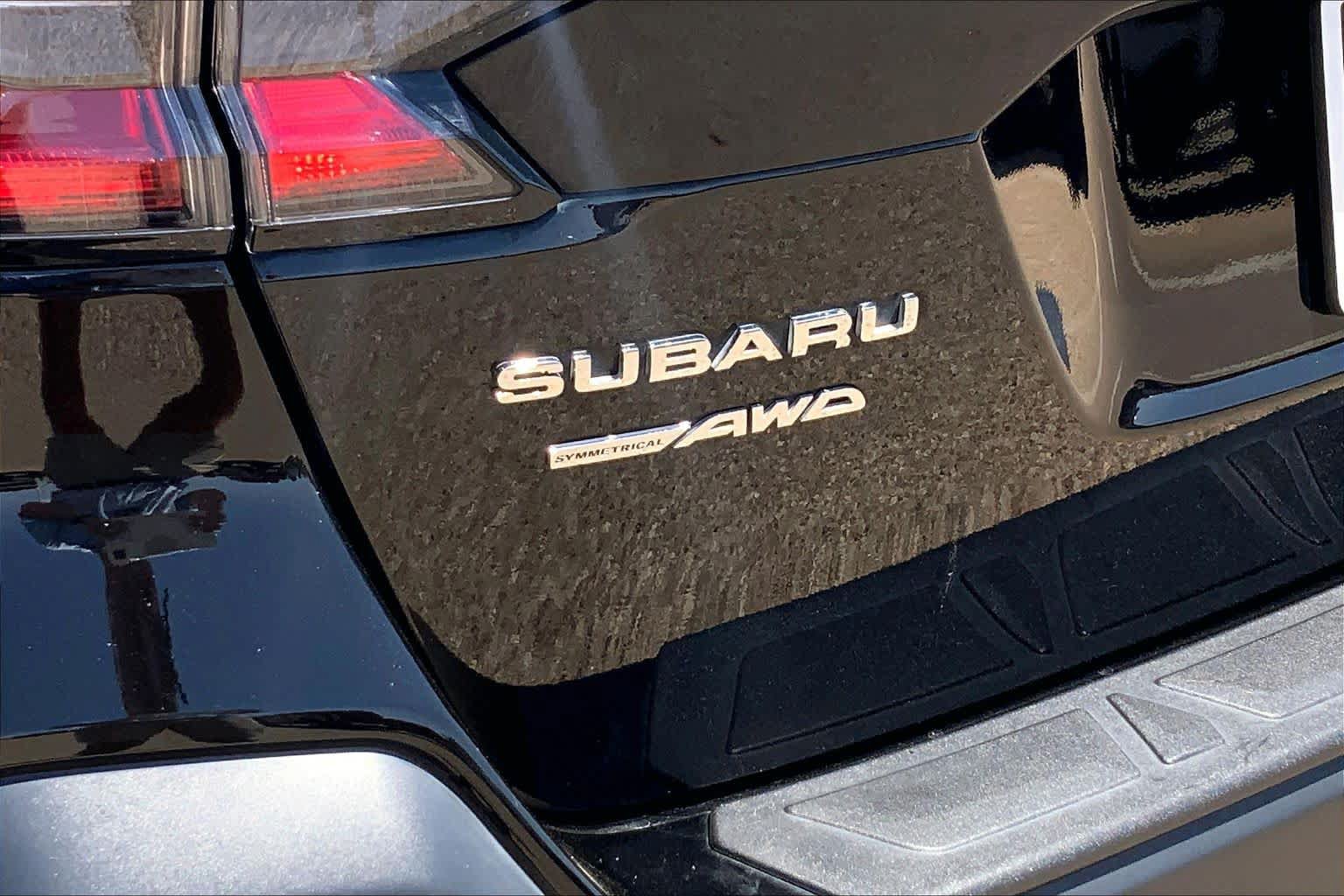 Used 2023 Subaru Outback Limited AWD/4WD image 10