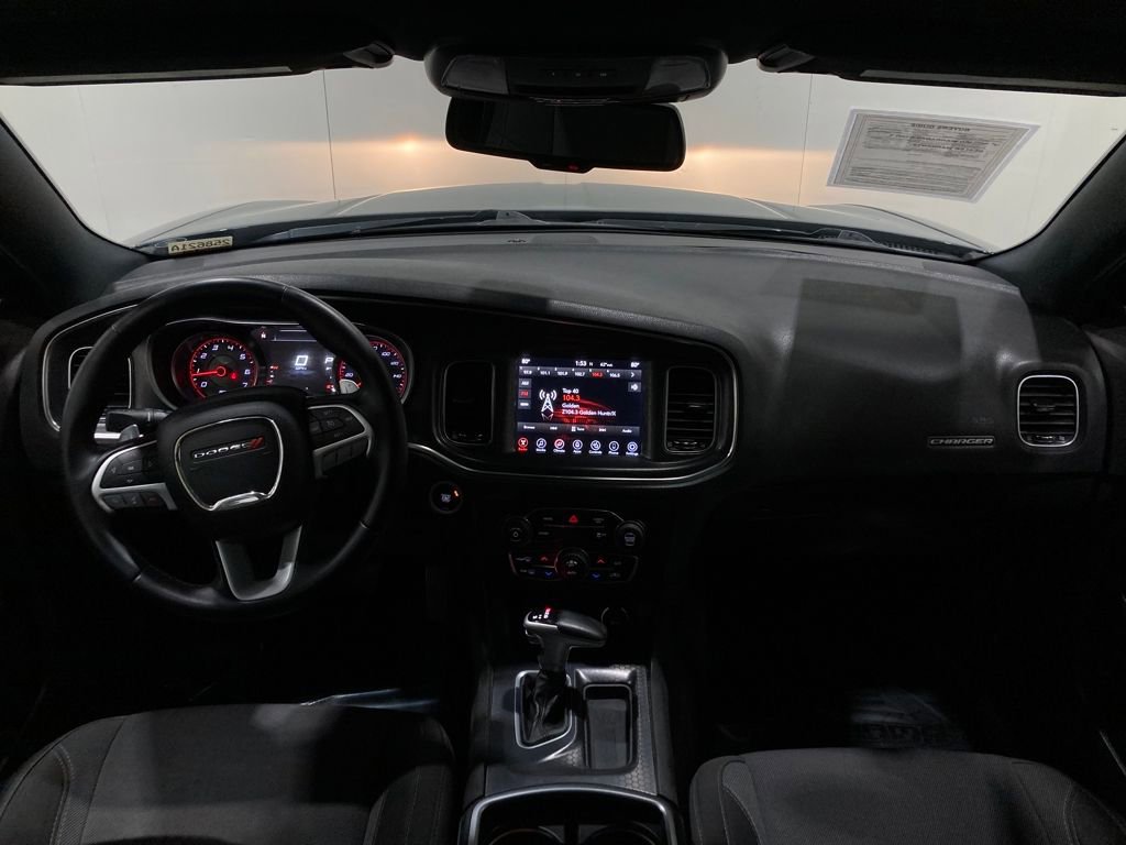 Used 2017 Dodge Charger R/T image 16