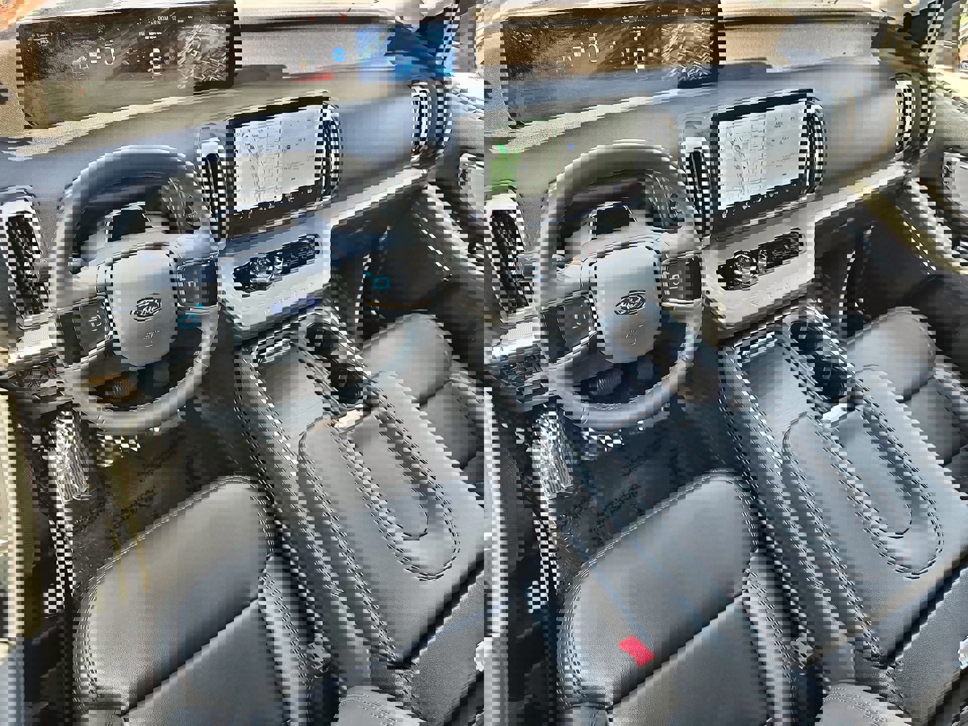 Certified 2025 Ford Expedition Max Active image 14